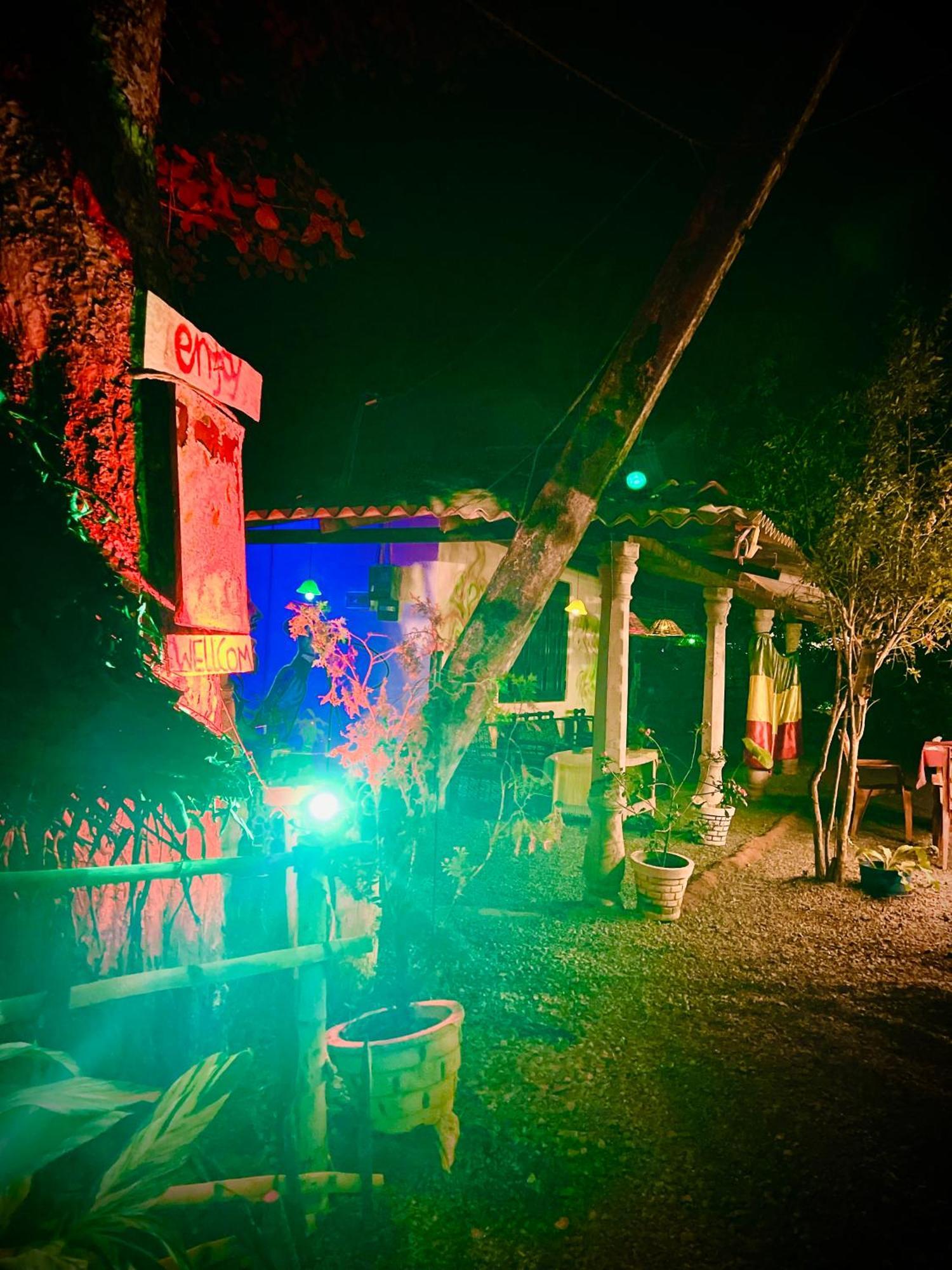 Reggae Paradise Hostel Σιγκιρίγια Εξωτερικό φωτογραφία